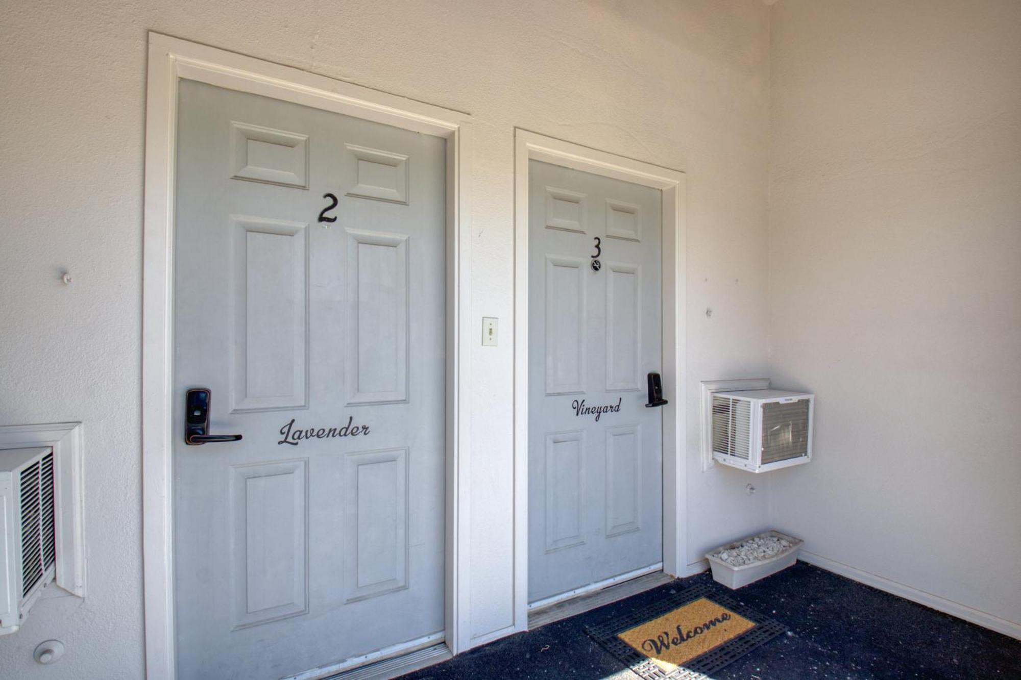 グランド・ジャンクション Castle Creek Manor Bed & Breakfast エクステリア 写真